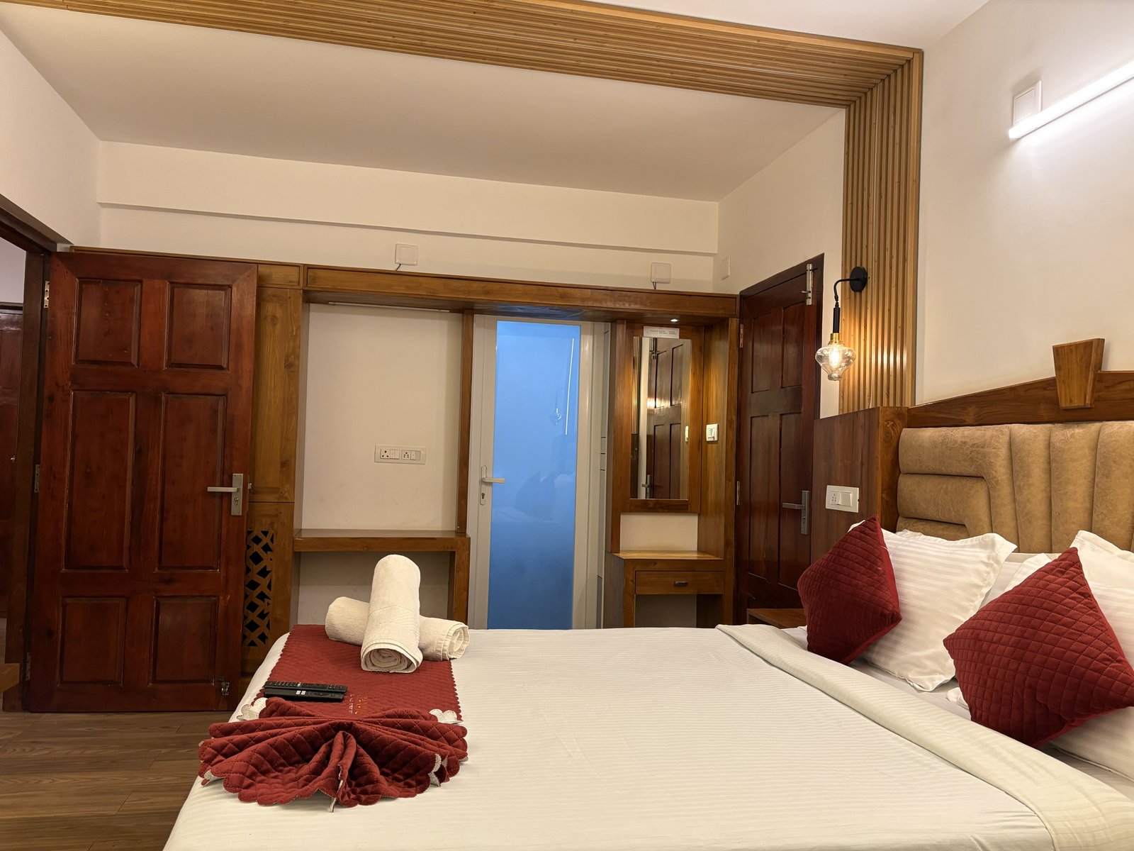 One-Bedroom Villa - View 13