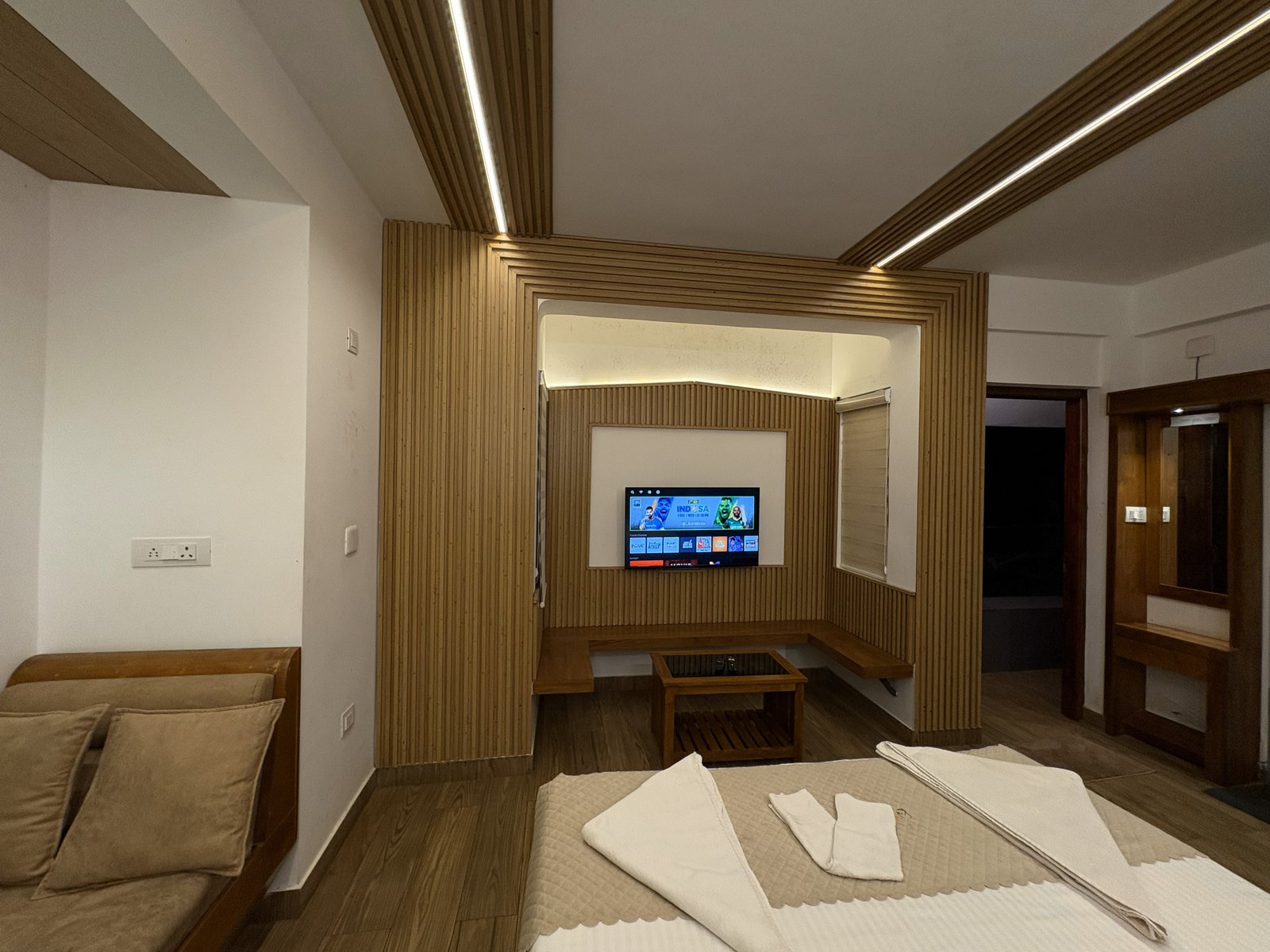 Premium Room - View 12