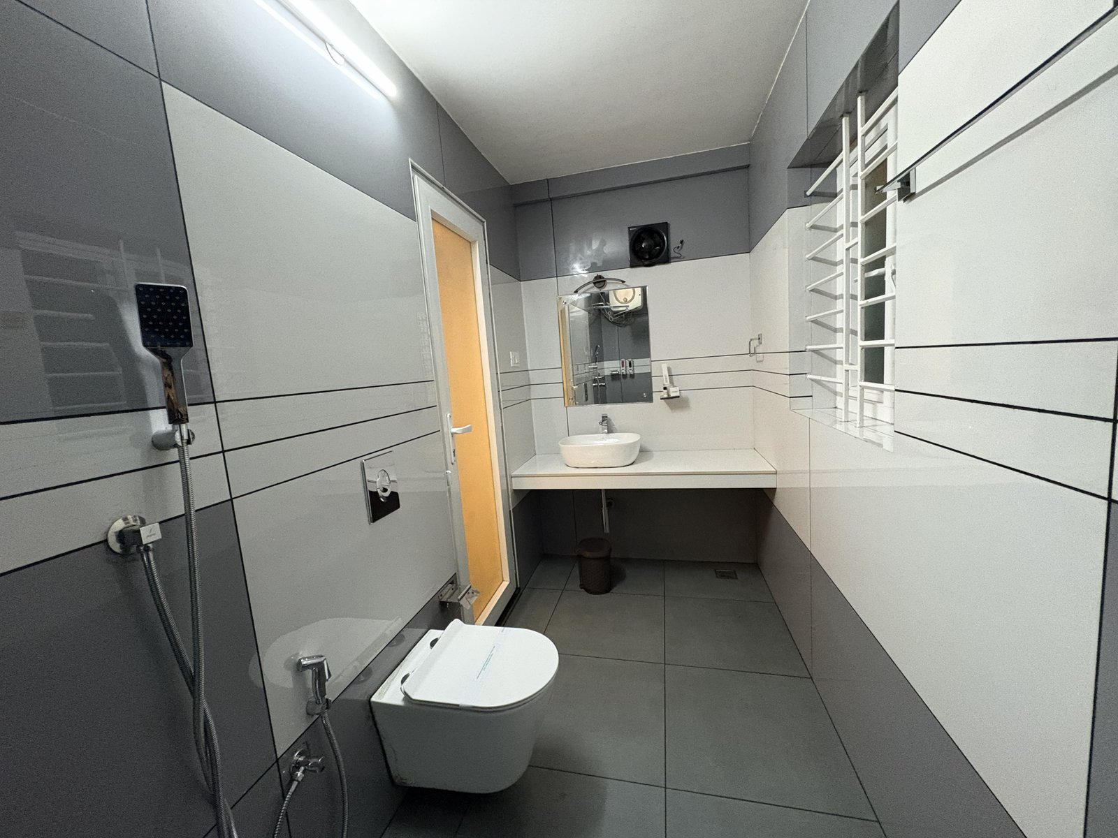 Premium Room - View 16